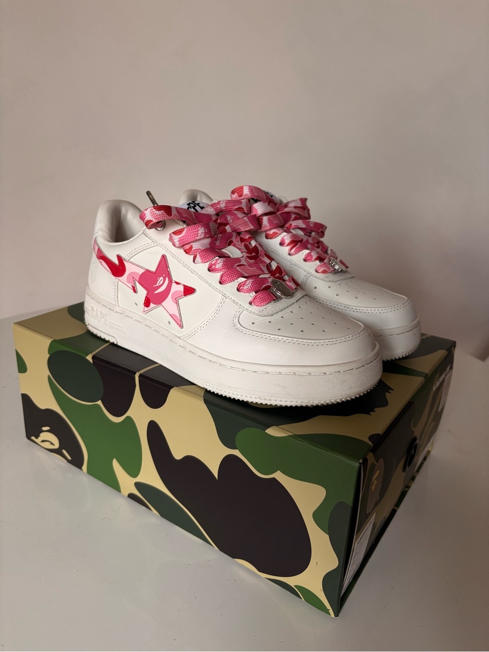 Bape White & Pink Low-Top Sneakers